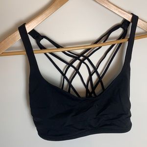 Lululemon free to be wild bra